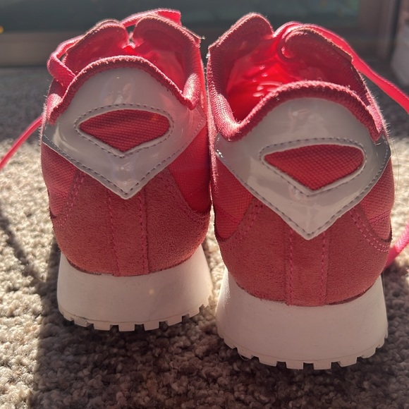 Brand new Barbie pink Barcelona Munich C platform sneakers 38 ADORABLE - Picture 7 of 9